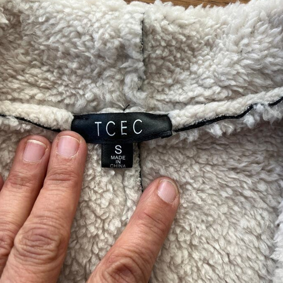 TCEC Faux Suede Open Front Vest Small Sherpa Lined Pockets Boho Western Romance - Picture 3 of 5